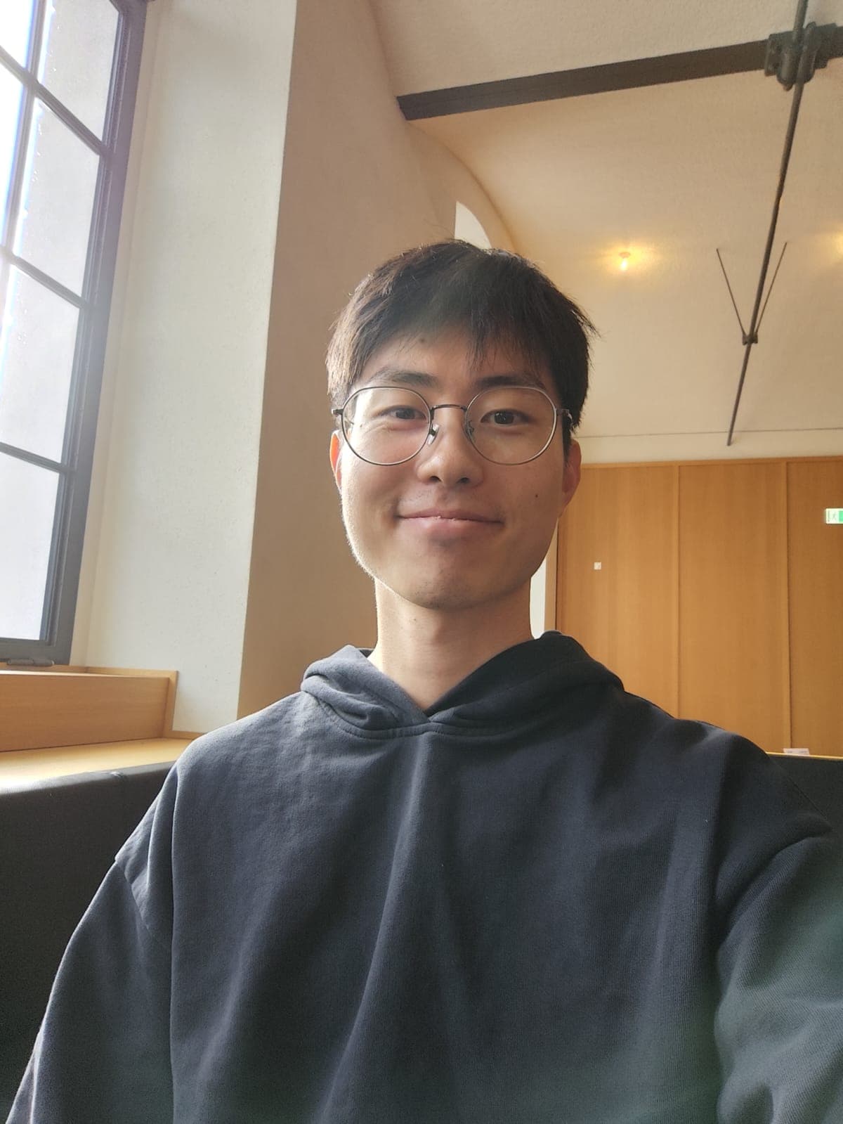 Juho Lee profile image